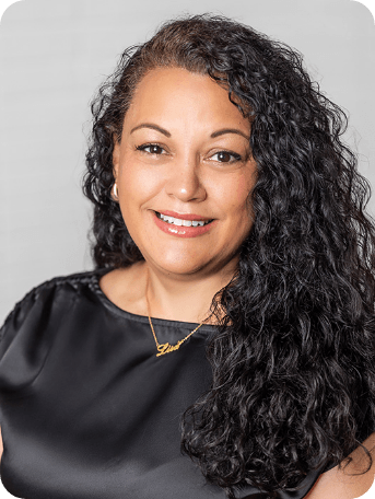 Profile headshot of team member Lisa